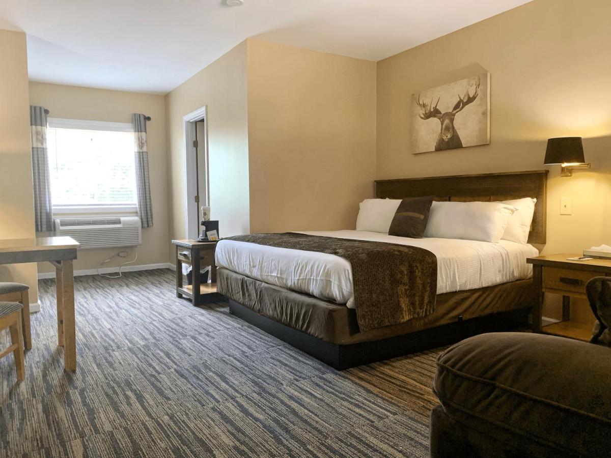 The Stone Gate Resort Lake George Exterior photo